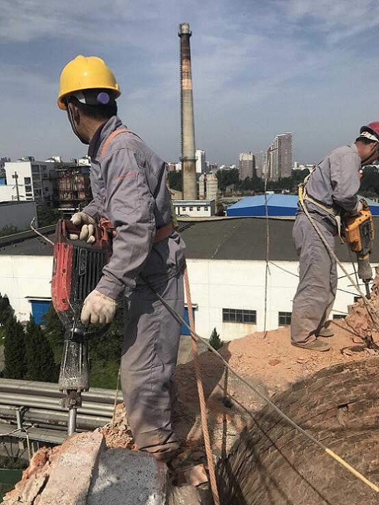 荊州煙囪人工拆除與機(jī)械拆除技術(shù)全解析 專(zhuān)業(yè)施工與安全實(shí)戰(zhàn)指南